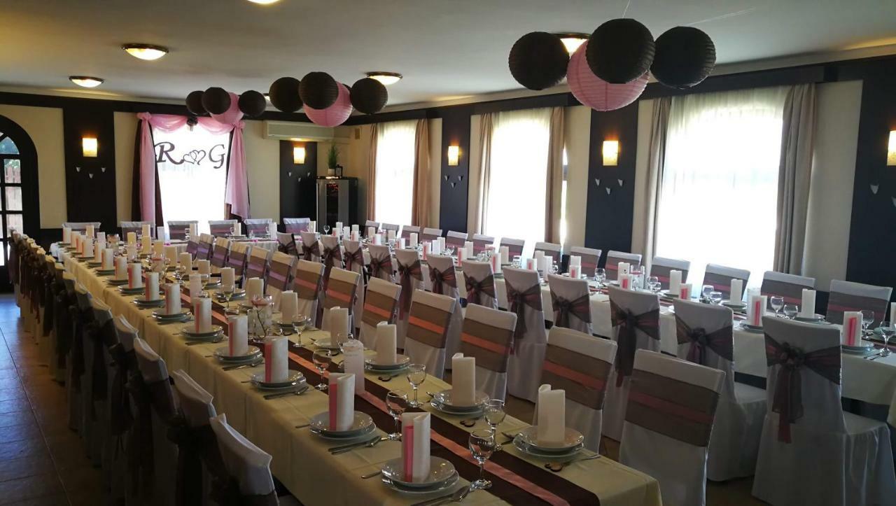 Patyi Etterem Es Hotel Bögöte المظهر الخارجي الصورة